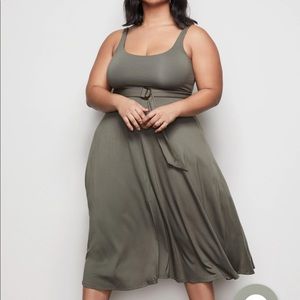 👗Good American the belted swing tank dress
